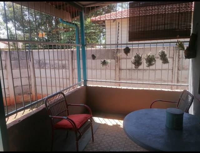 4 BEDROOM HOUSE FOR SALE IN PARKTOWN ESTATE